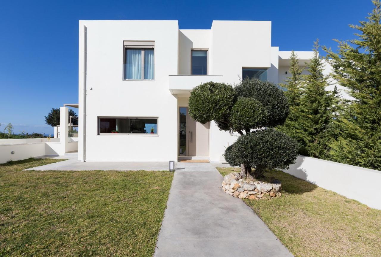 Lux Villa Mia With Heated Pool, 2Km To Beach & Childrens Area! Mikro Metochi المظهر الخارجي الصورة