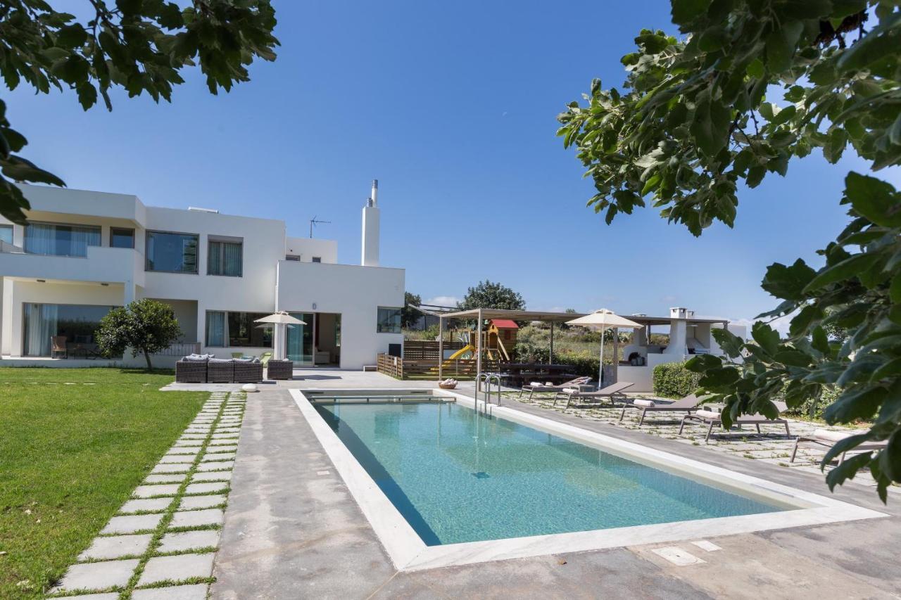 Lux Villa Mia With Heated Pool, 2Km To Beach & Childrens Area! Mikro Metochi المظهر الخارجي الصورة